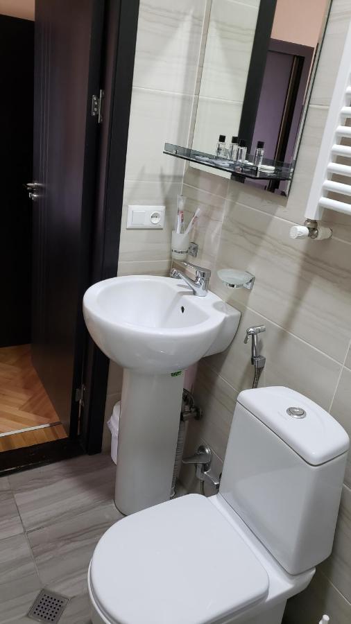 Family Guest House تبليسي المظهر الخارجي الصورة