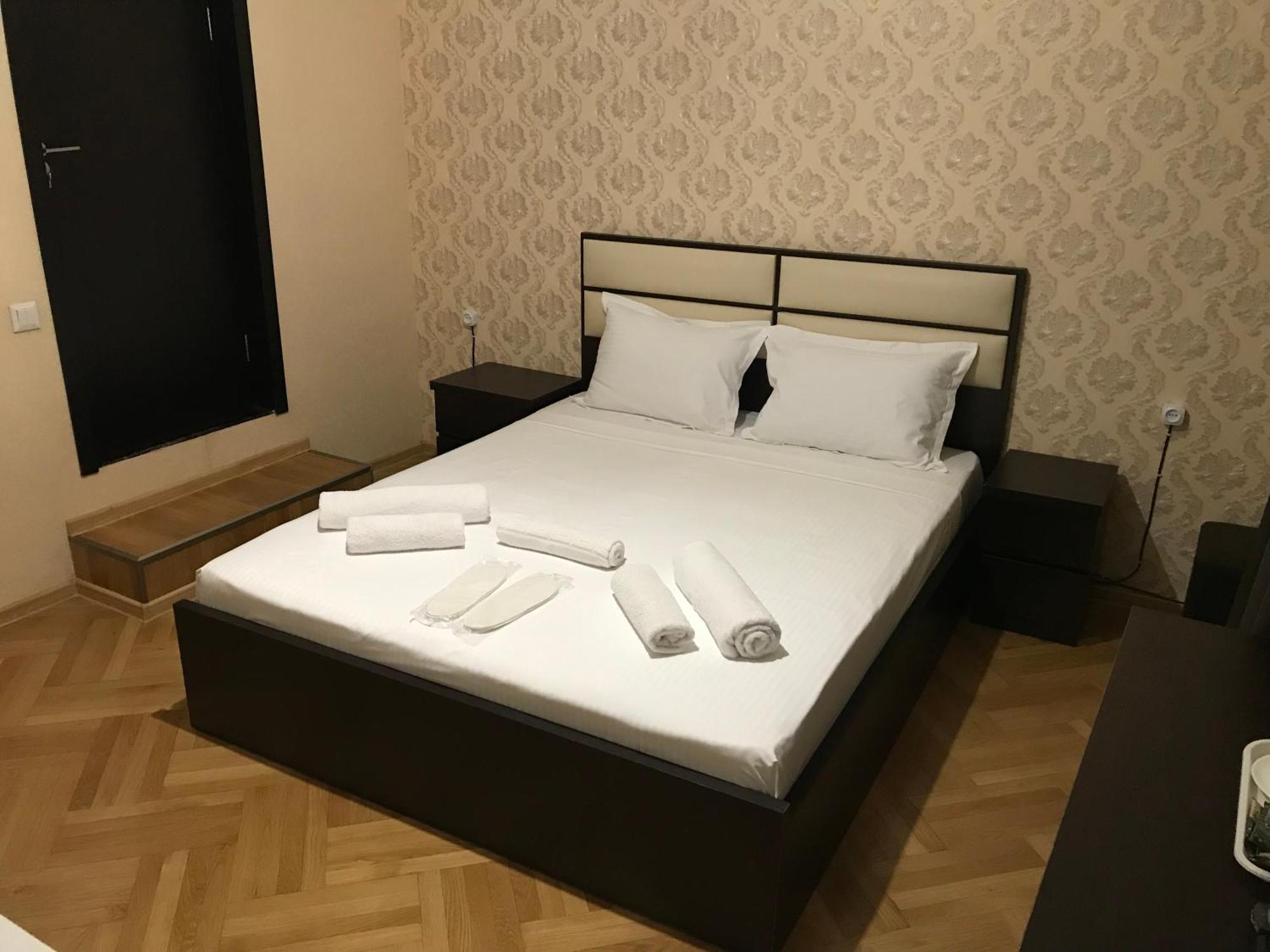 Family Guest House تبليسي المظهر الخارجي الصورة