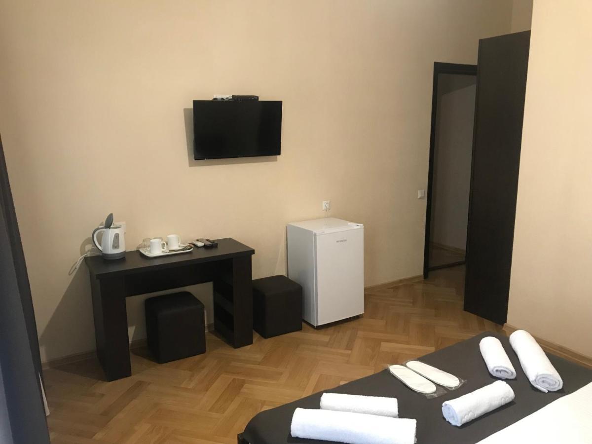 Family Guest House تبليسي المظهر الخارجي الصورة