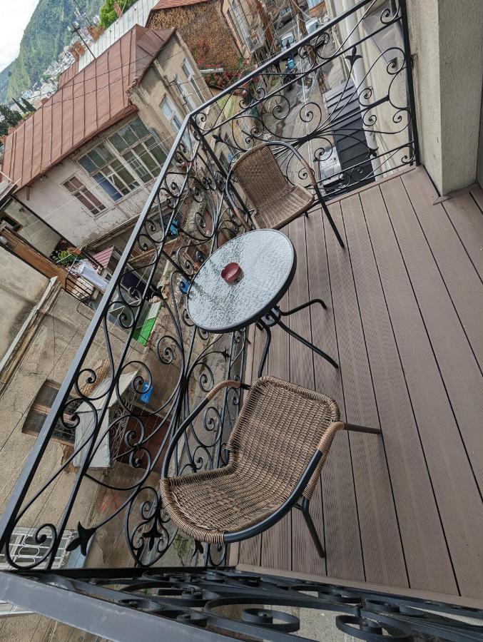 Family Guest House تبليسي المظهر الخارجي الصورة